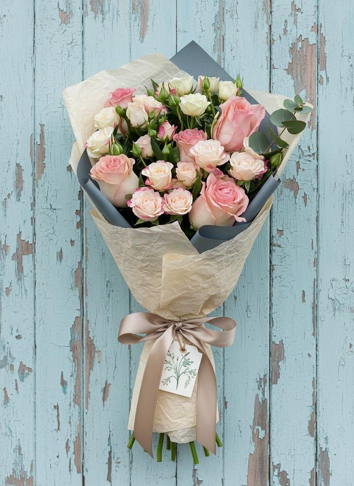 Букет цветов из: Розы в Киевском