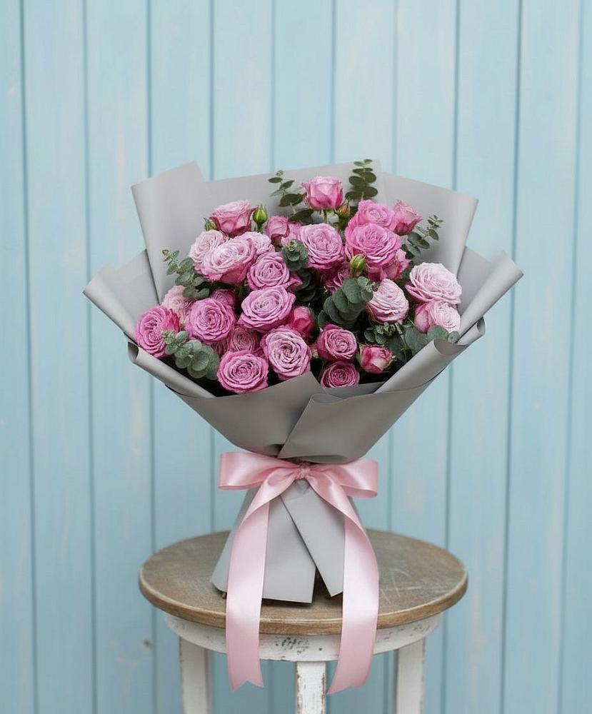 Букет цветов из: Розы в Киевском