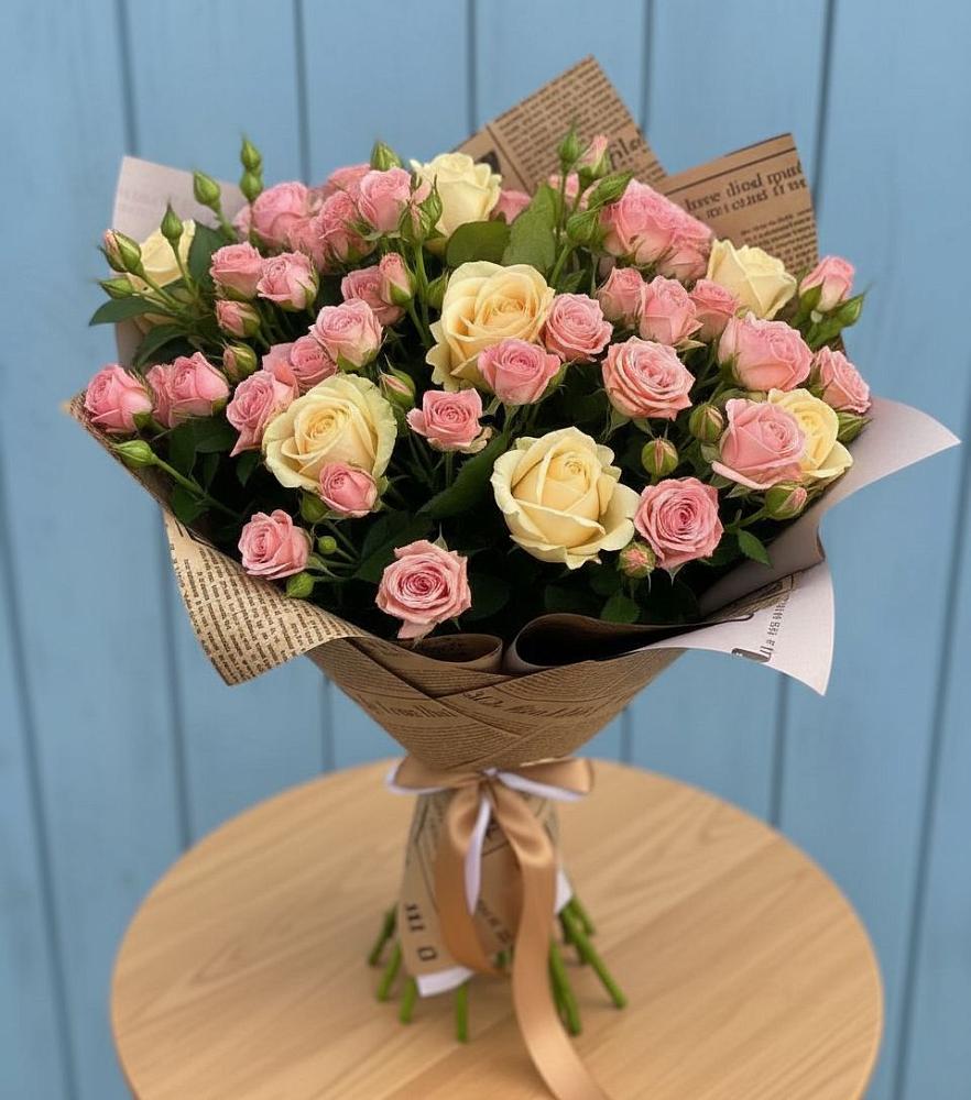 Букет цветов из: Розы в Киевском