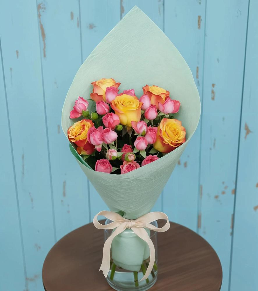 Букет цветов из: Розы в Киевском