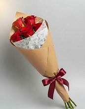 Букет цветов из:  Розы в Киевском