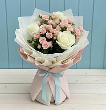 Букет цветов из:  Розы в Киевском