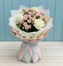 Букет цветов из:  Розы в Киевском