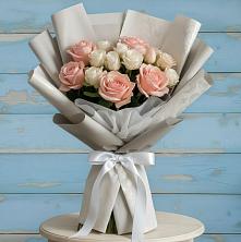 Букет цветов из:  Розы в Киевском