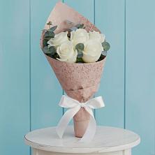 Букет цветов из:  Розы в Киевском