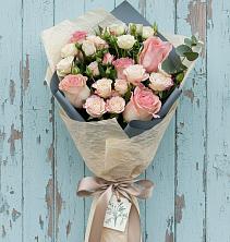 Букет цветов из:  Розы в Киевском