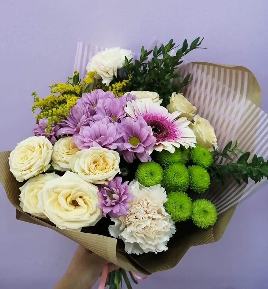 Букет цветов из: Хризантемы, Розы, Гвоздики и Герберы в Киевском