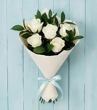 Букет цветов из:  Розы в Киевском