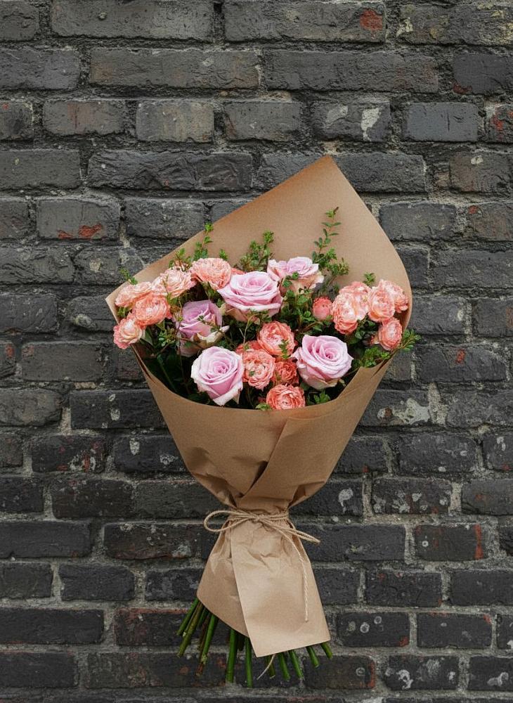 Букет цветов из: Розы в Киевском