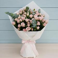 Букет цветов из:  Розы в Киевском