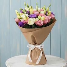 Букет цветов из:  Лизиантусы в Киевском