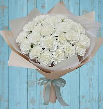 Букет цветов из:  Гвоздики #REPLACE_PRED# Киевском