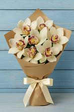 Букет цветов из:  Орхидеи и Розы в Киевском